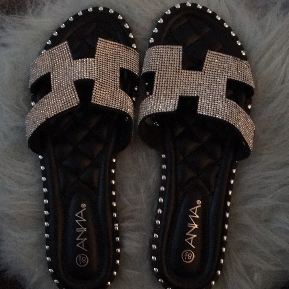 ANNA. Bling sandals. Black Size 8 1/2. NIB